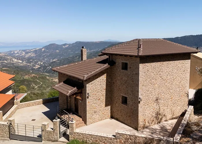 Luxury Mountain Memories * Ano Trikala